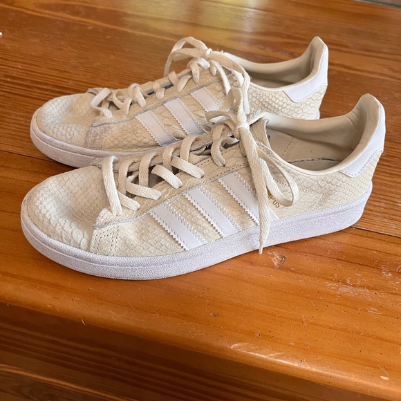 adidas Shoes - Adidas campus women’s sneakers, 7 1/2